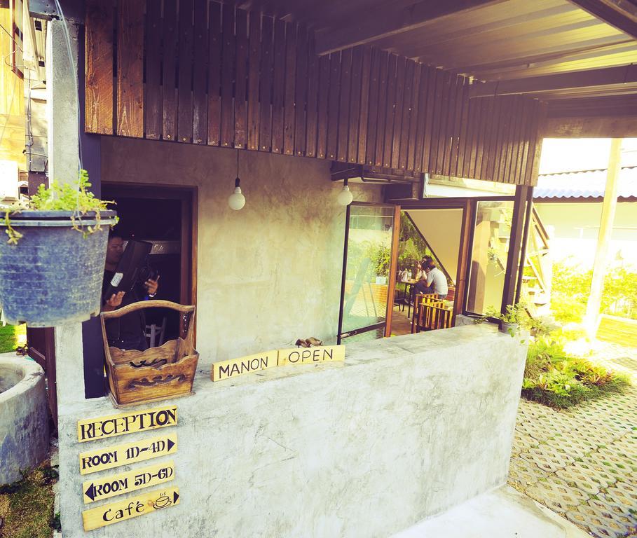 Manon Hostel Chiang Mai Bagian luar foto